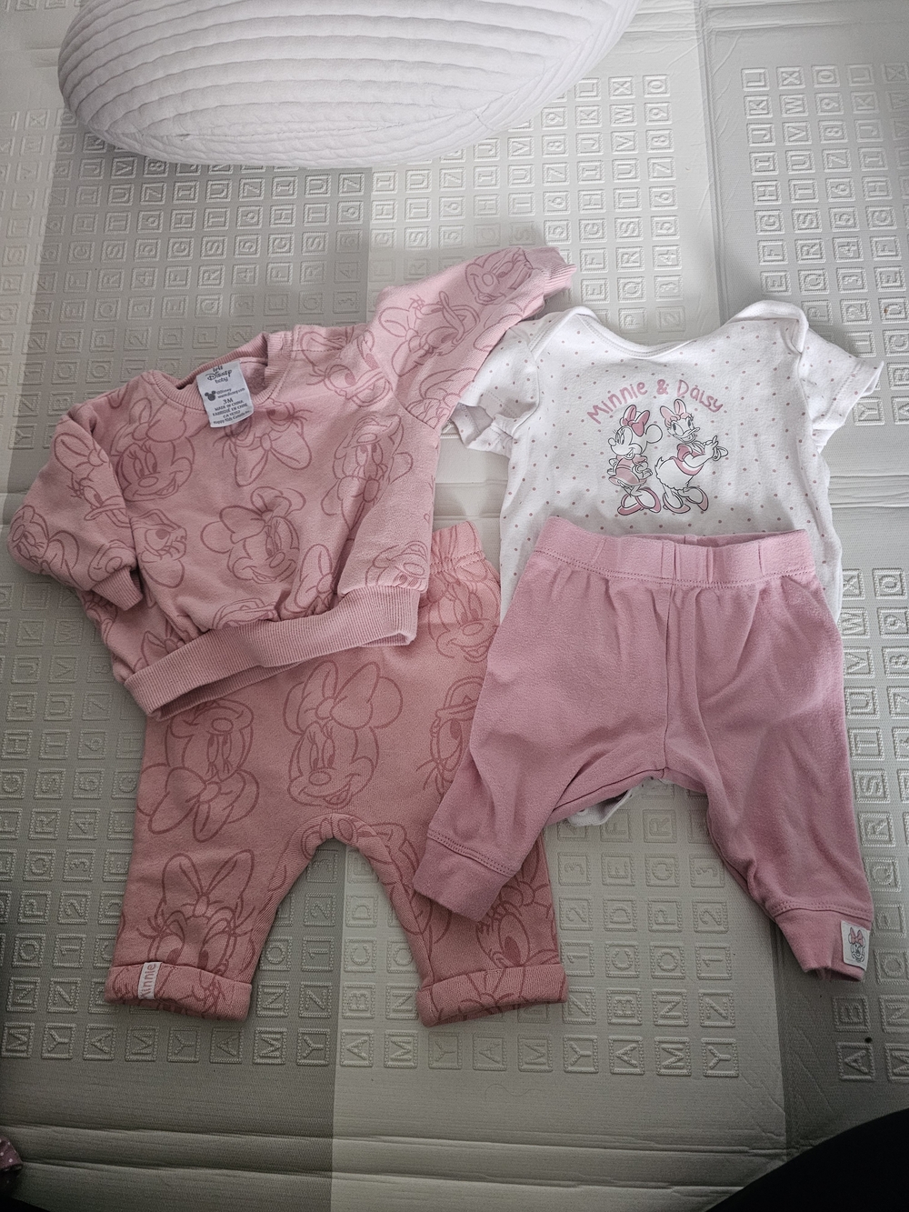 Disney Pink Minnie & Daisy Baby Matching Set